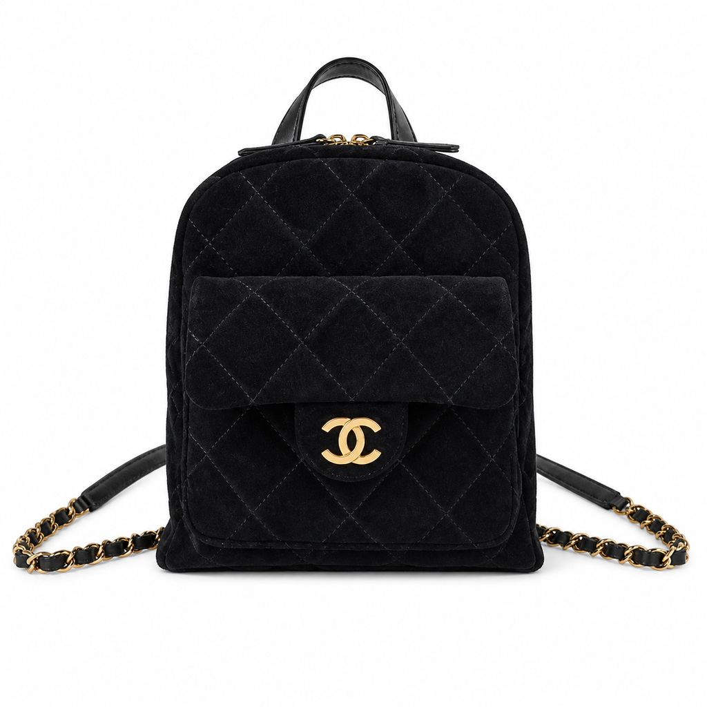 Chanel Classic Flap Bag – Beige Quilted Lambskin, Gold Hardware (22×22.5×8.5cm)