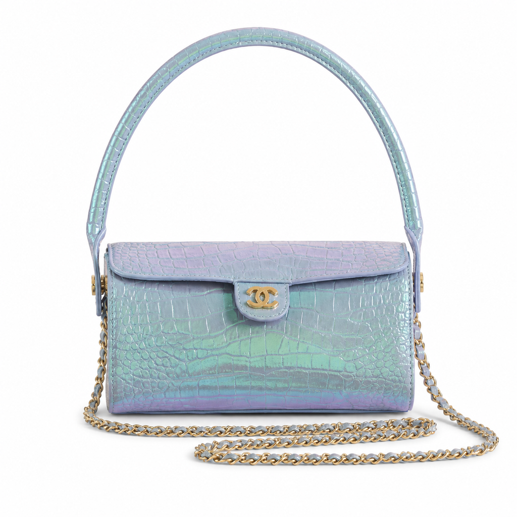 Chanel Iridescent Holographic Croc-Embossed Flap Bag | Gold CC | 11×23×12.5cm