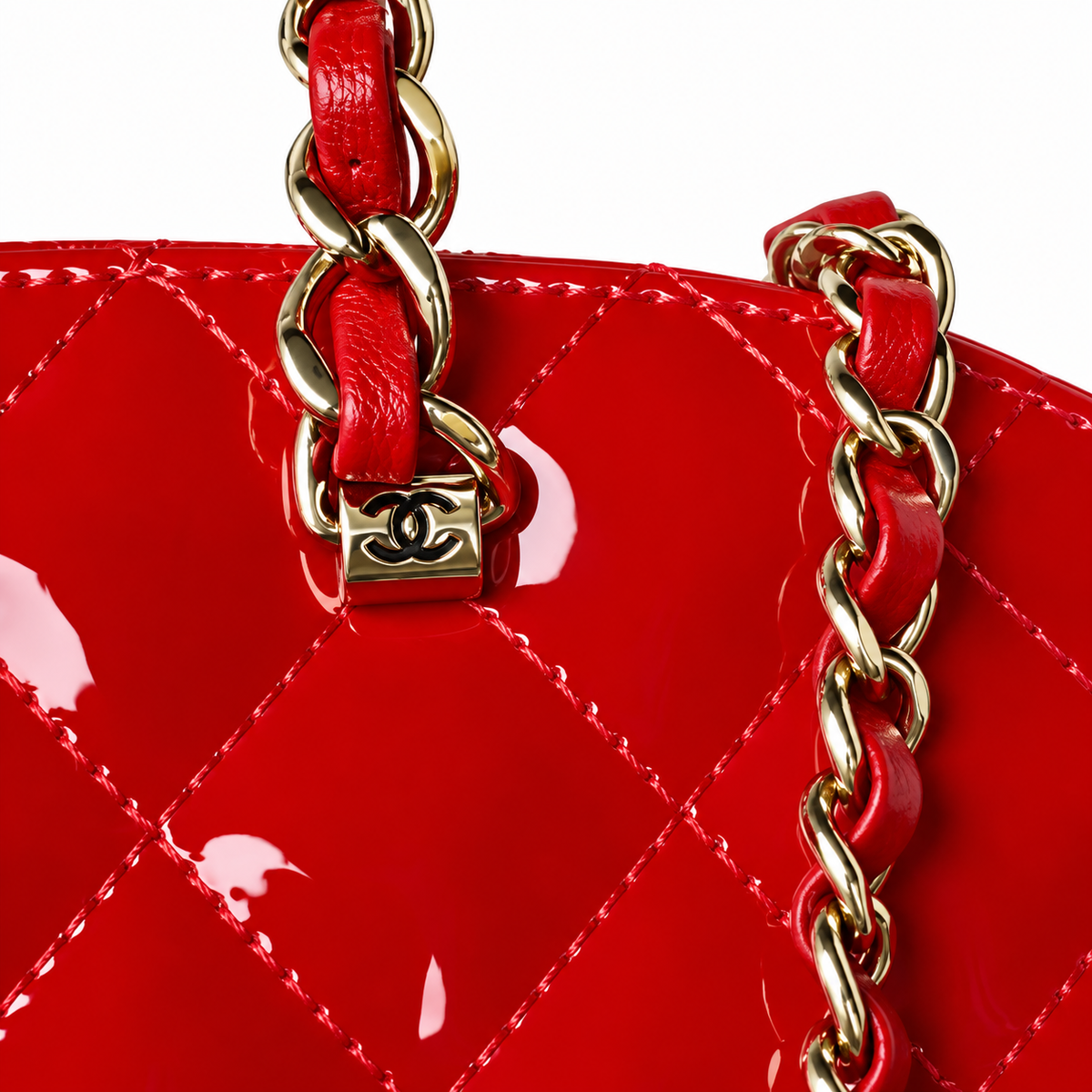 Chanel Red Patent Leather Quilted Dome Tote Bag | Gold CC Chain | 20.5×28.5×7cm