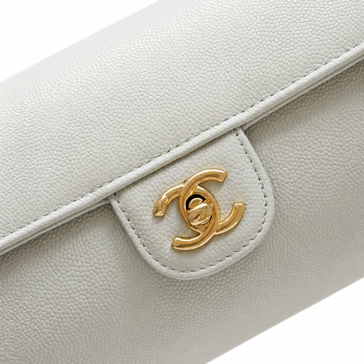Chanel Vintage Cylinder Barrel Shoulder Bag White Quilted Caviar Leather Gold CC Turn-Lock Slim Strap 20.5cm