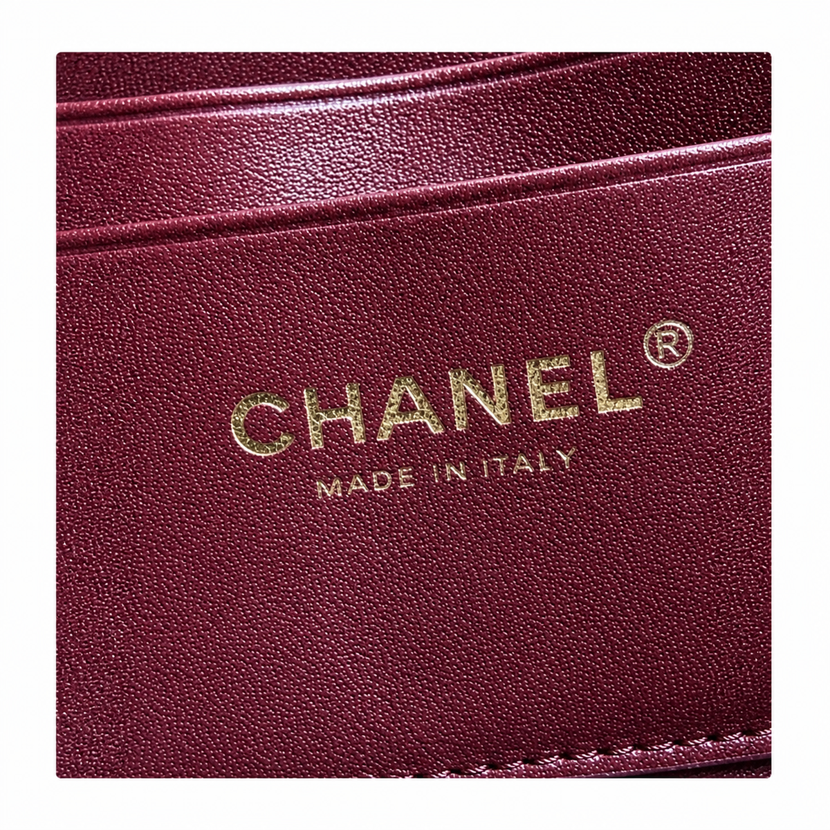 Chanel Flap Bag | Grey Crocodile-Embossed Leather Gold Chain Strap | Made in Italy