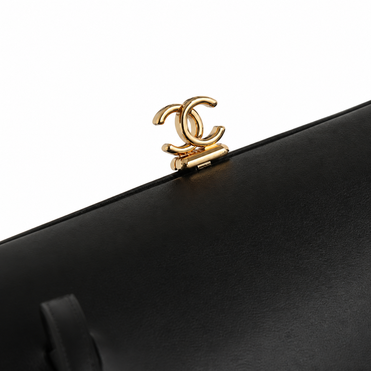 Chanel Vintage Black Smooth Calfskin Torpedo Barrel Shoulder Bag 3D Sculptural CC Clasp Dual Slim Strap 36cm