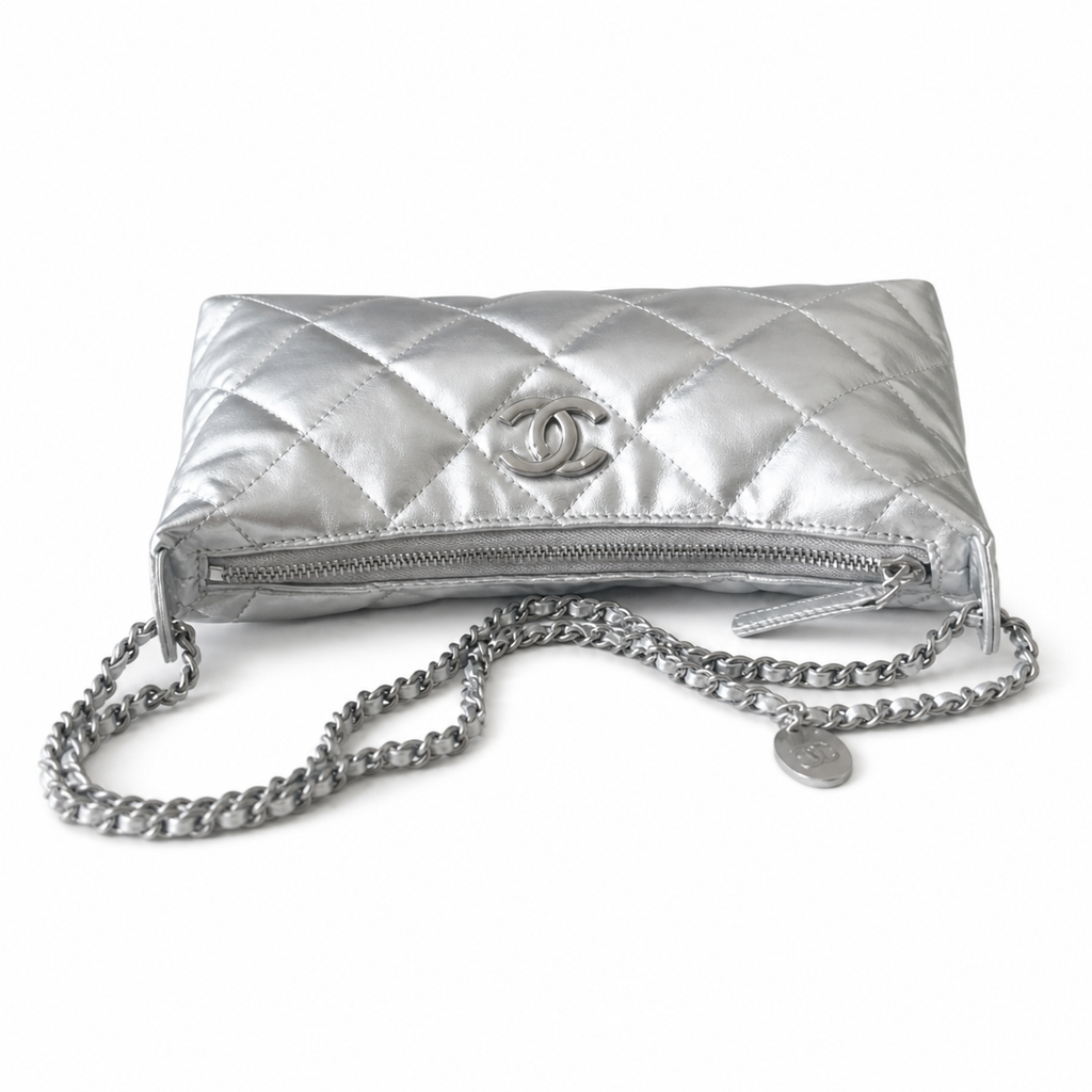 Chanel Mini Vertical Flap Bag – 17×26×8.5cm | Quilted Leather Crossbody