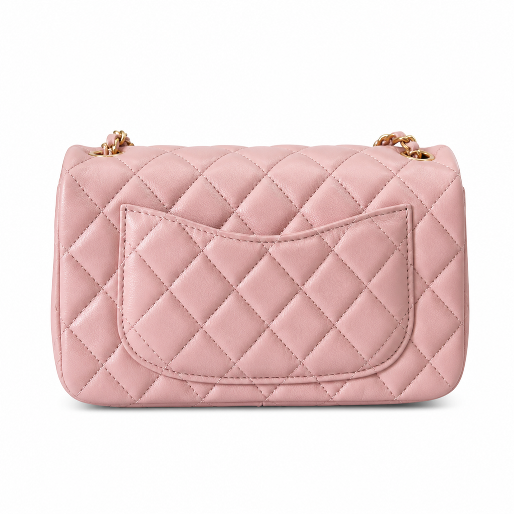 Chanel Classic Mini Flap Bag Blush Pink Quilted Lambskin Antique Gold CC Turn-Lock Chain 20cm