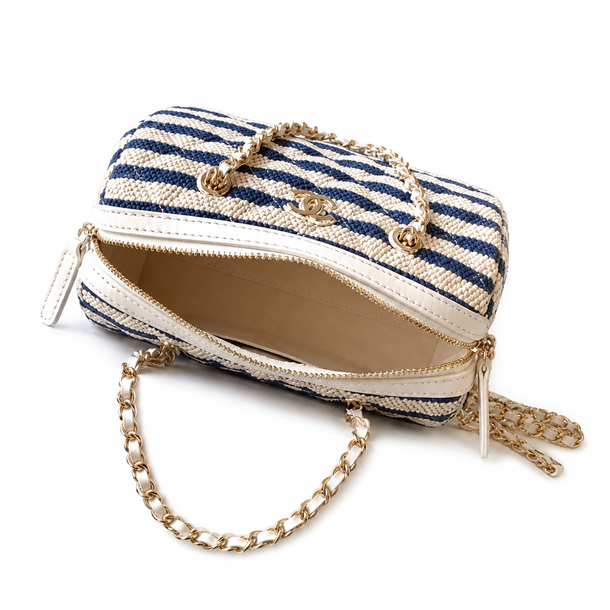Chanel Classic Flap Crossbody Bag | Diamond Quilted Leather | 11.5×18.5×11cm