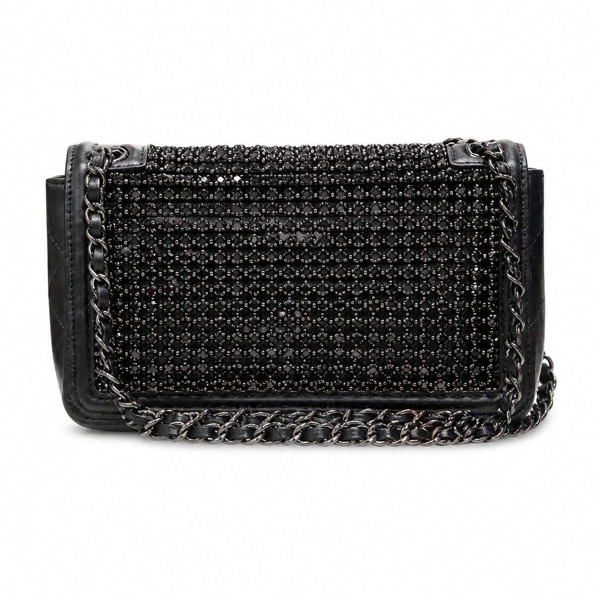 Chanel Classic Flap Bag – Beige Quilted Lambskin, Gold Hardware (14.5×22.5×6.5cm)