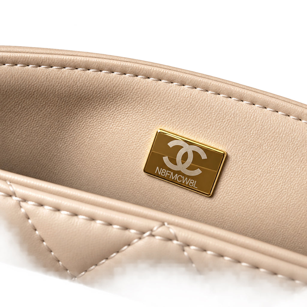 Chanel Classic Flap Bag – Beige Quilted Lambskin, Gold Hardware (12×22×6cm)