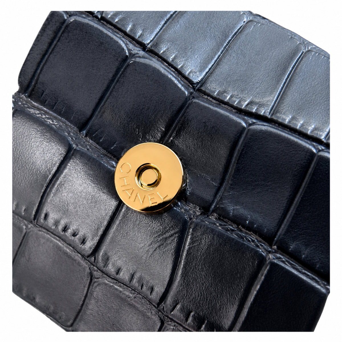 Chanel Navy Croc-Embossed Leather Barrel Crossbody Bag | Gold Magnetic Clasp | 11×23×12.5cm