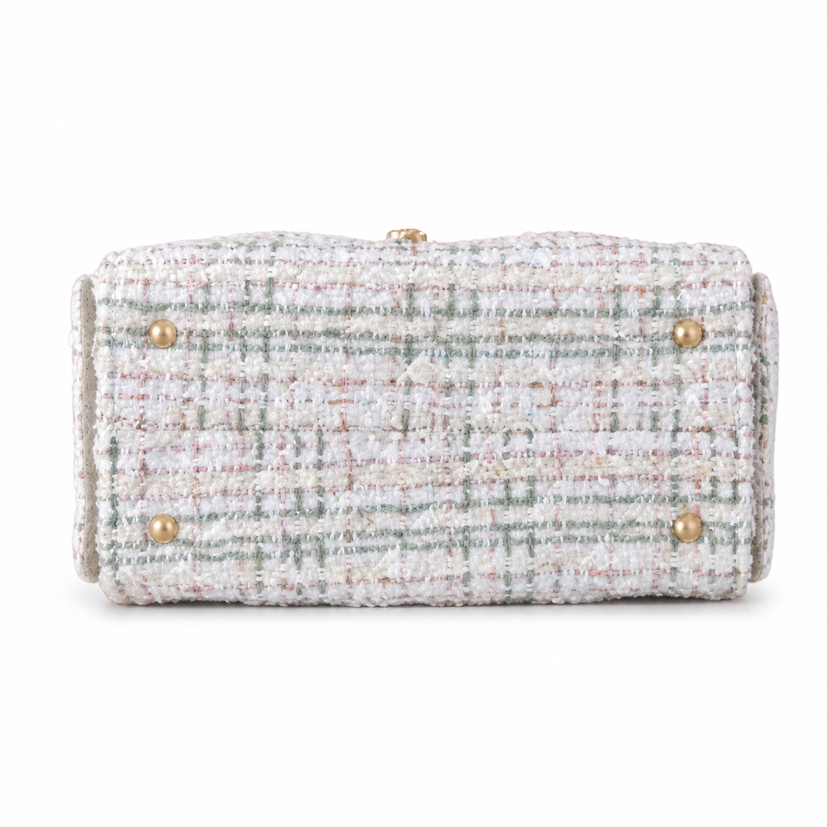 CHANEL Drawstring Bucket Bag – Ivory Pastel Tweed Light Gold Hardware CC Chain 26×13.5×30cm