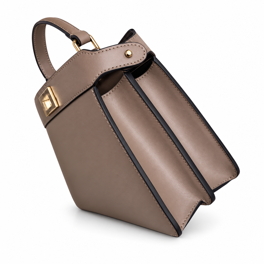 Fendi FF Logo Leather Vertical Crossbody Bag 11x21x27cm