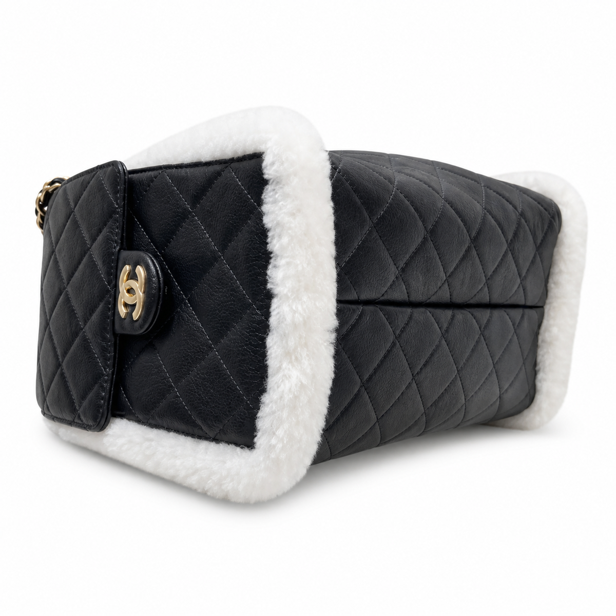 Chanel Coco Handle Medium Handbag 20×22×12.5cm