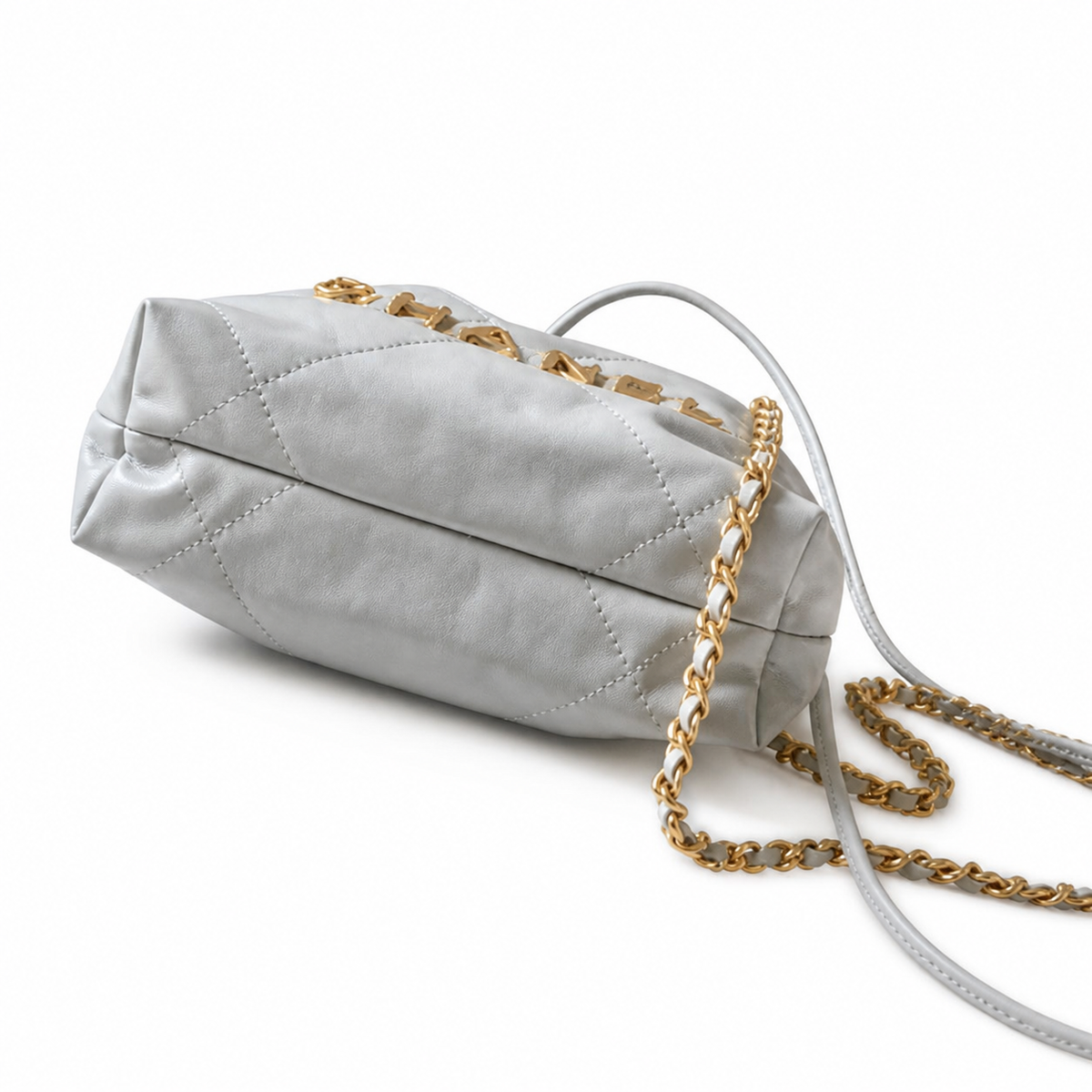 Chanel 22 Mini Bag Pearl White Quilted Calfskin Gold Chain