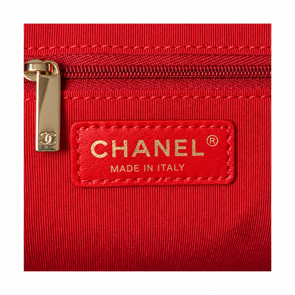 Chanel Red Patent Leather Quilted Dome Tote Bag | Gold CC Chain | 20.5×28.5×7cm