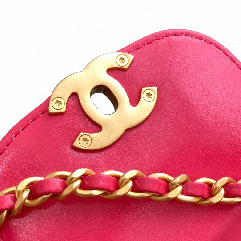 Chanel Date Night Crossbody Bag 13×19×7cm | Quilted Leather Romantic Evening Bag