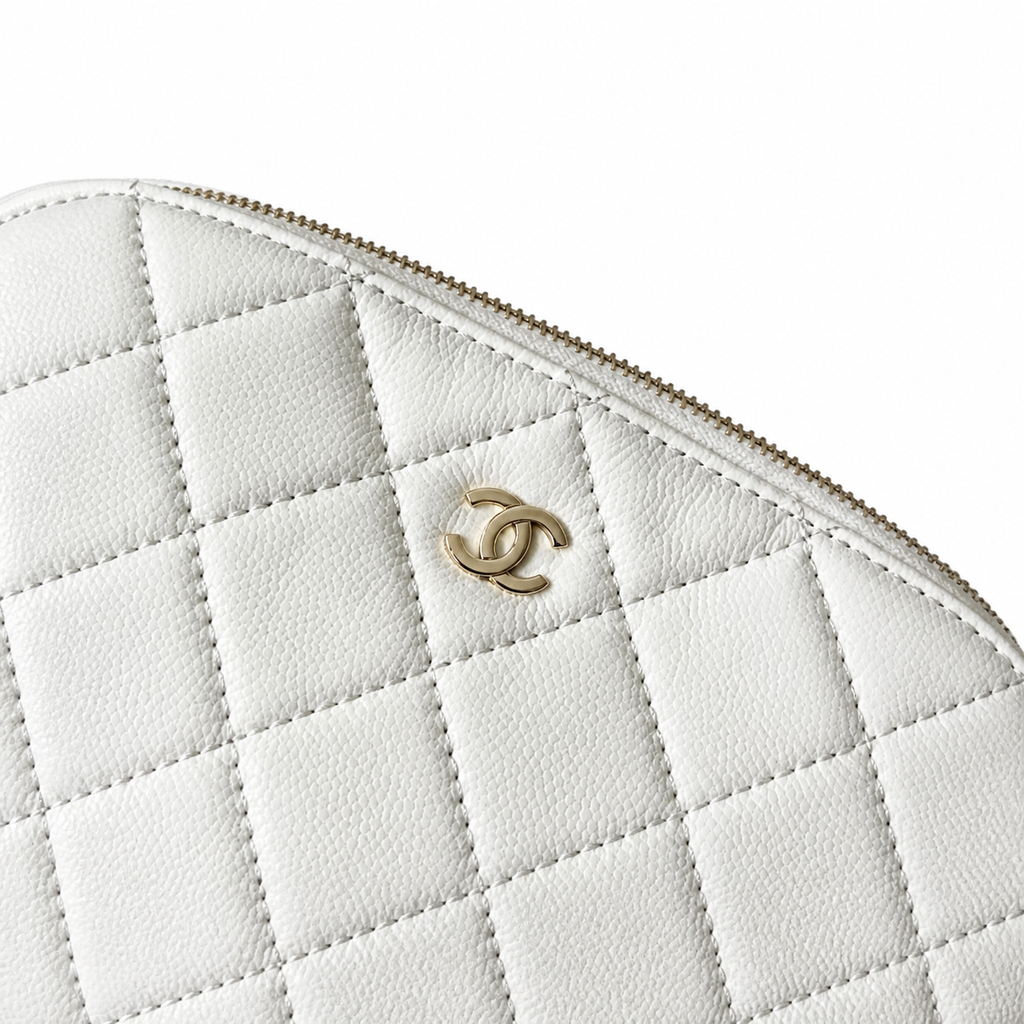 Chanel White Quilted Caviar Clamshell Cosmetic Pouch Beauty Case Gold CC Logo Gold Zipper 19cm
