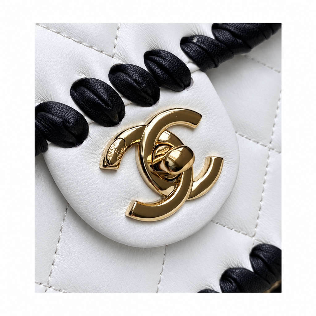 Chanel Small Quilted Flap Bag 19cm