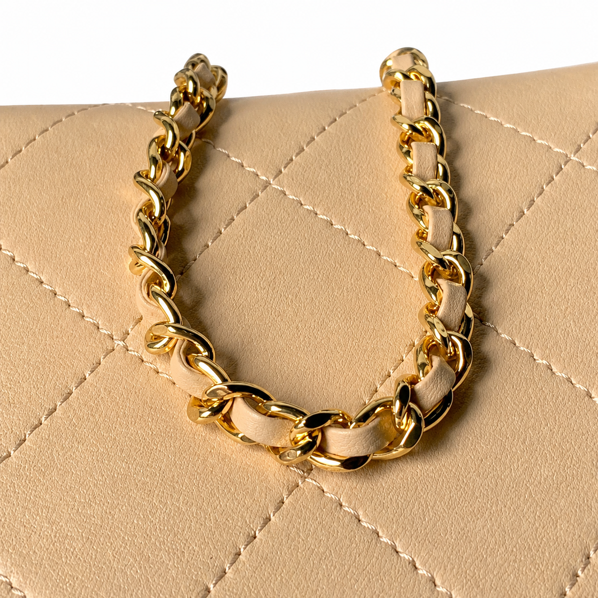 Chanel Mini Box Bag | Beige & Plum Bicolor Quilted Leather CC Logo Gold Chain | Made in Italy | 23cm