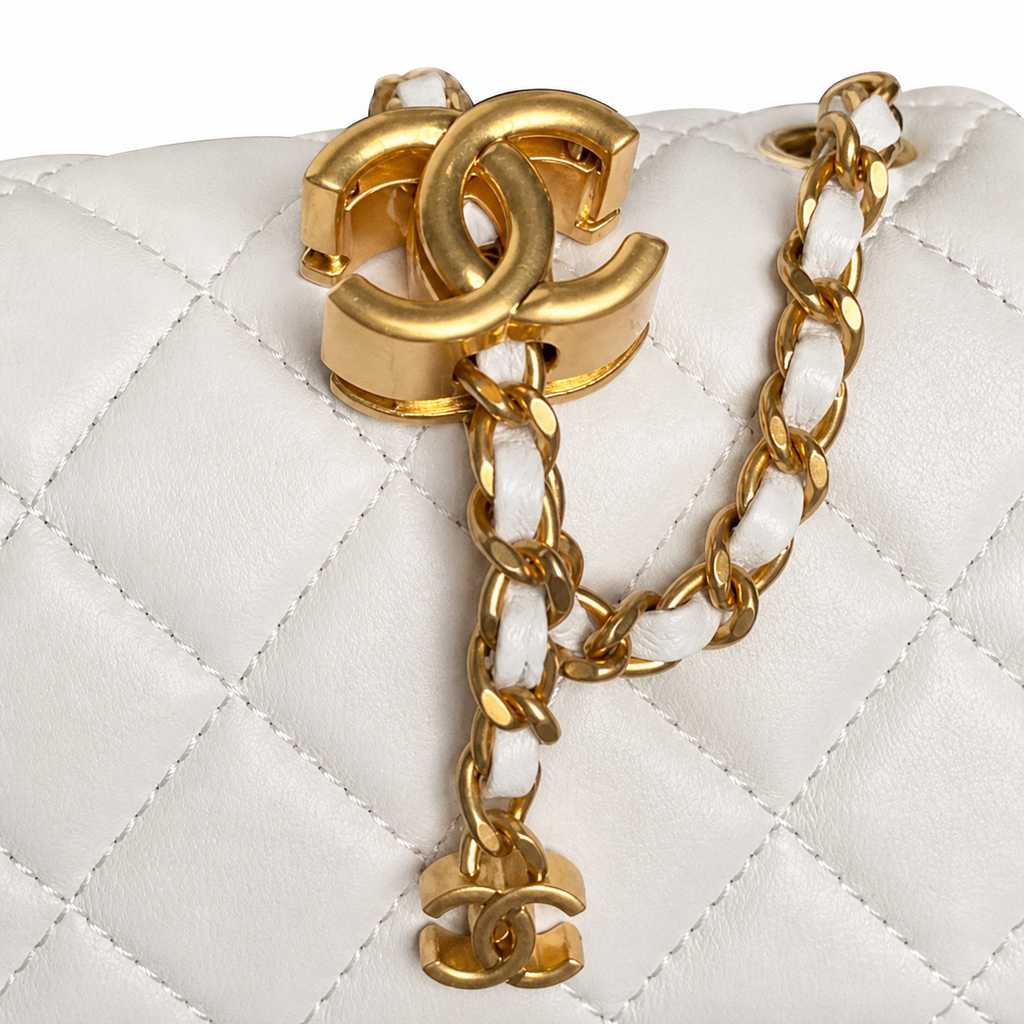 Chanel Square Mini Flap Crossbody Bag 13×18×7cm