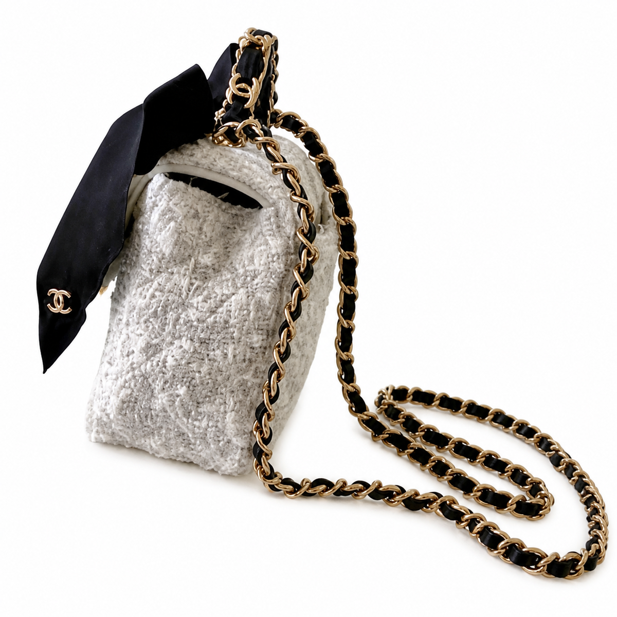 Chanel Boy Mini Vertical Crossbody Bag 13×20×6cm