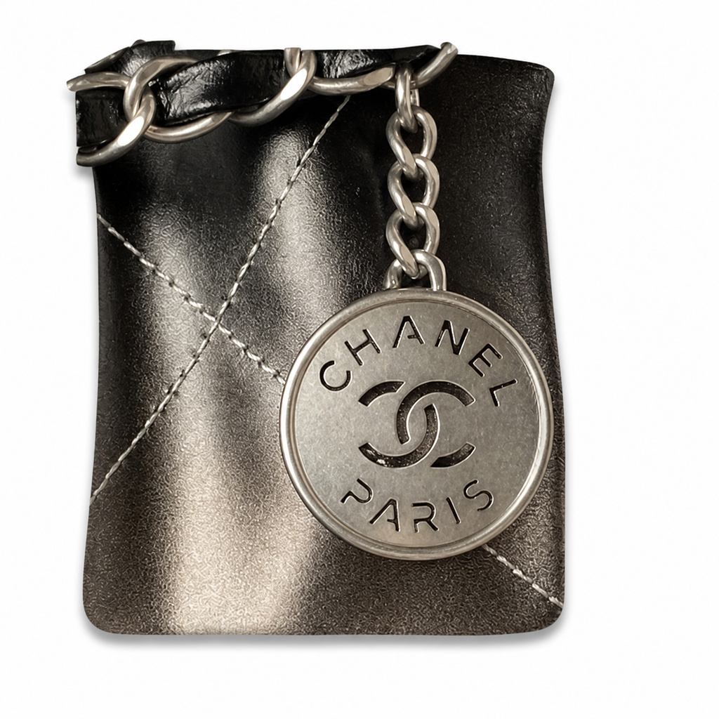 Chanel 22 Large Bag Black Silver Gradient Metallic Calfskin Silver Chain 35cm