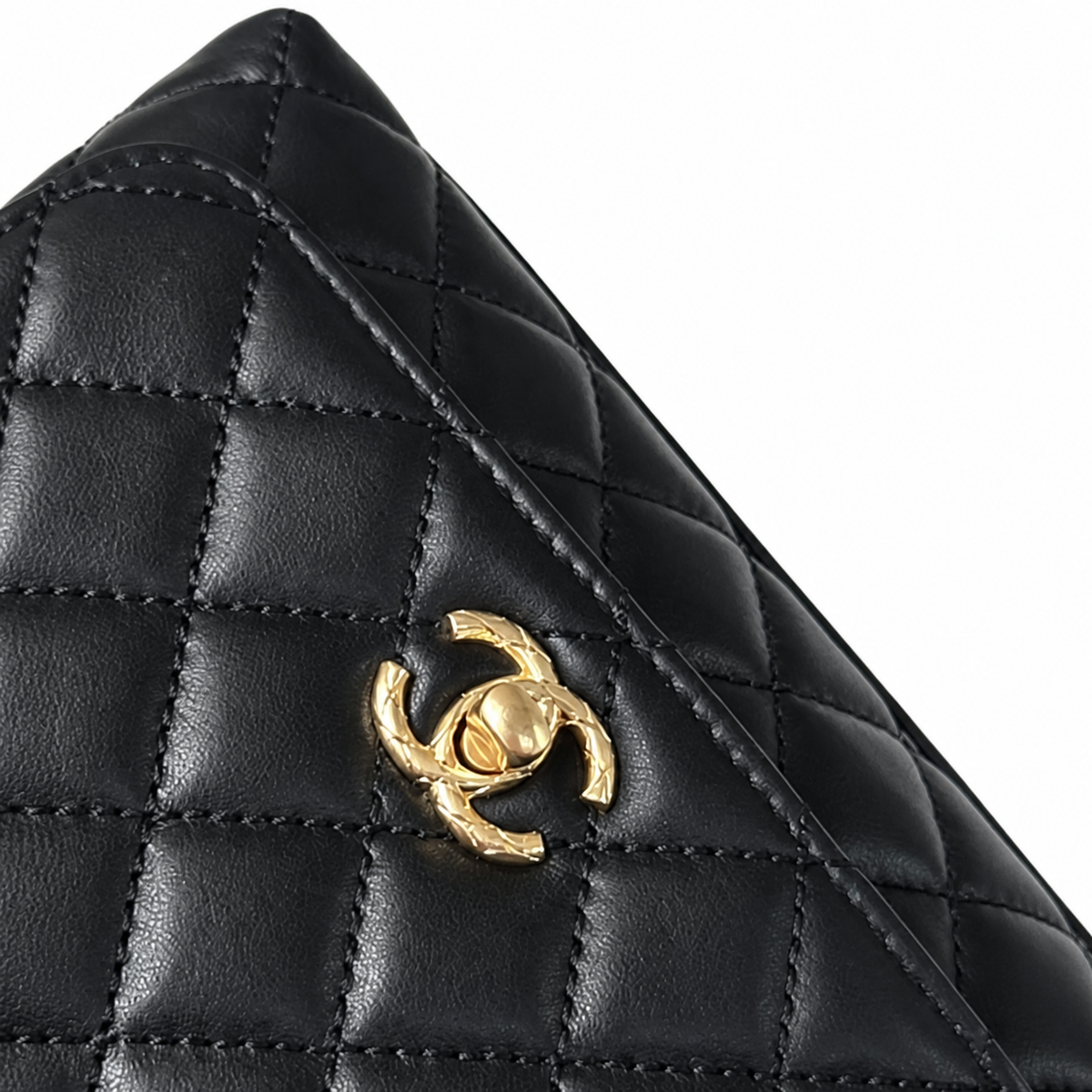 CHANEL Black Quilted Lambskin Jewel Ring Top Handle Flap Chain Bag