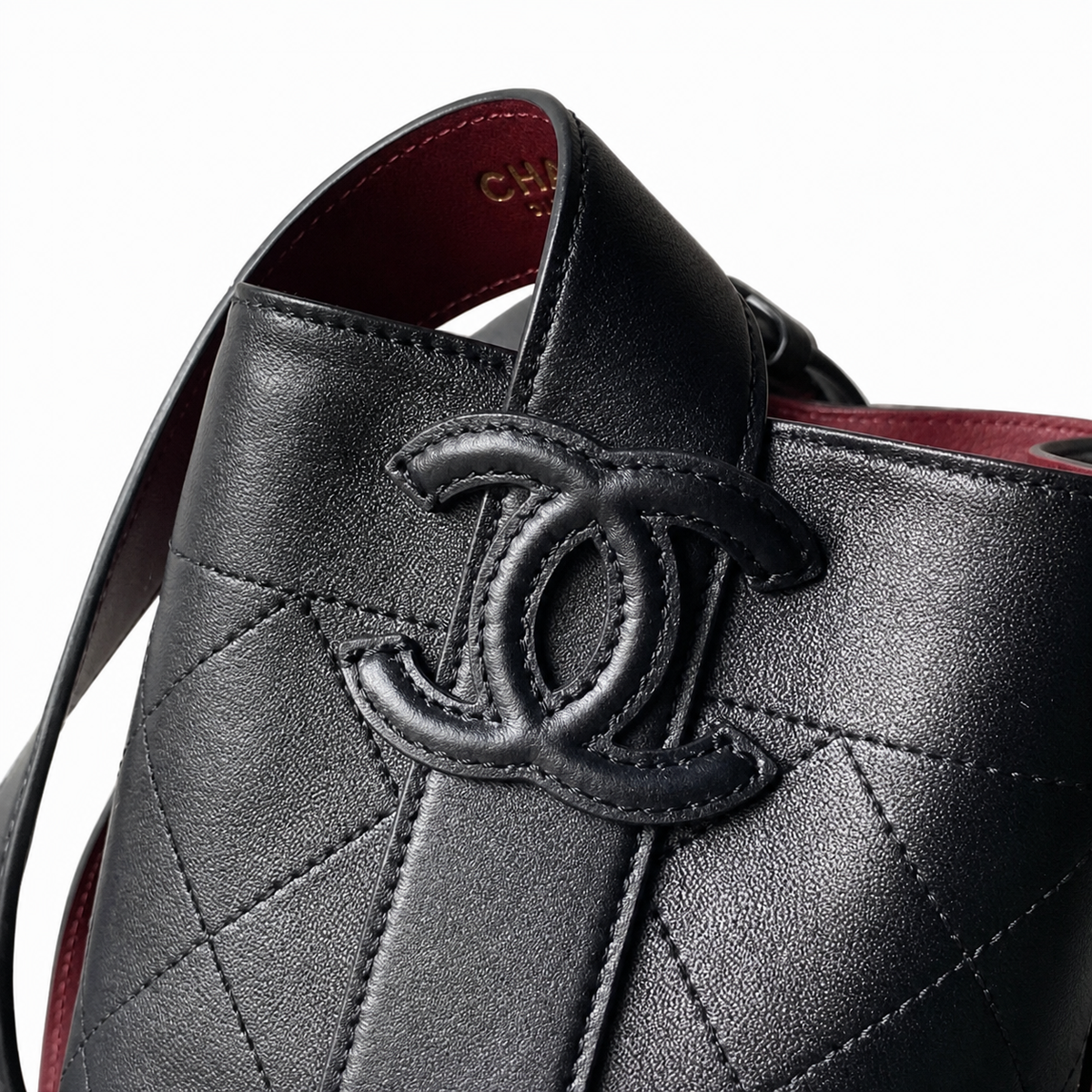 Chanel CC Logo Vanity Case Crossbody Bag 23×23×14.5cm