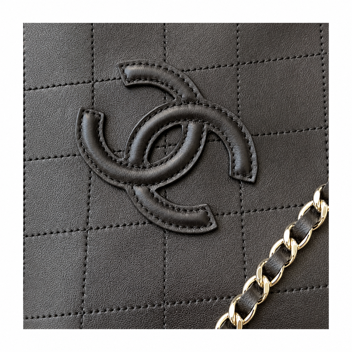 Chanel Logo Print Small Square Crossbody Bag 20.5×21×15cm