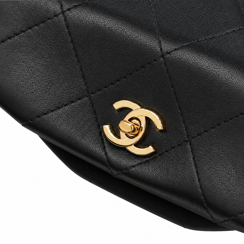 CHANEL Classic Quilted Leather Chain Crossbody Bag CC Logo
