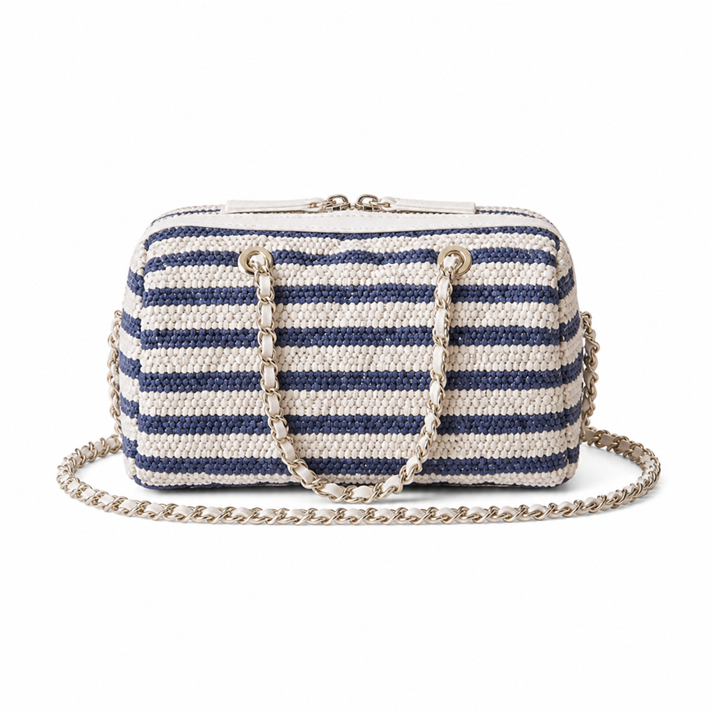 Chanel Classic Flap Crossbody Bag | Diamond Quilted Leather | 11.5×18.5×11cm
