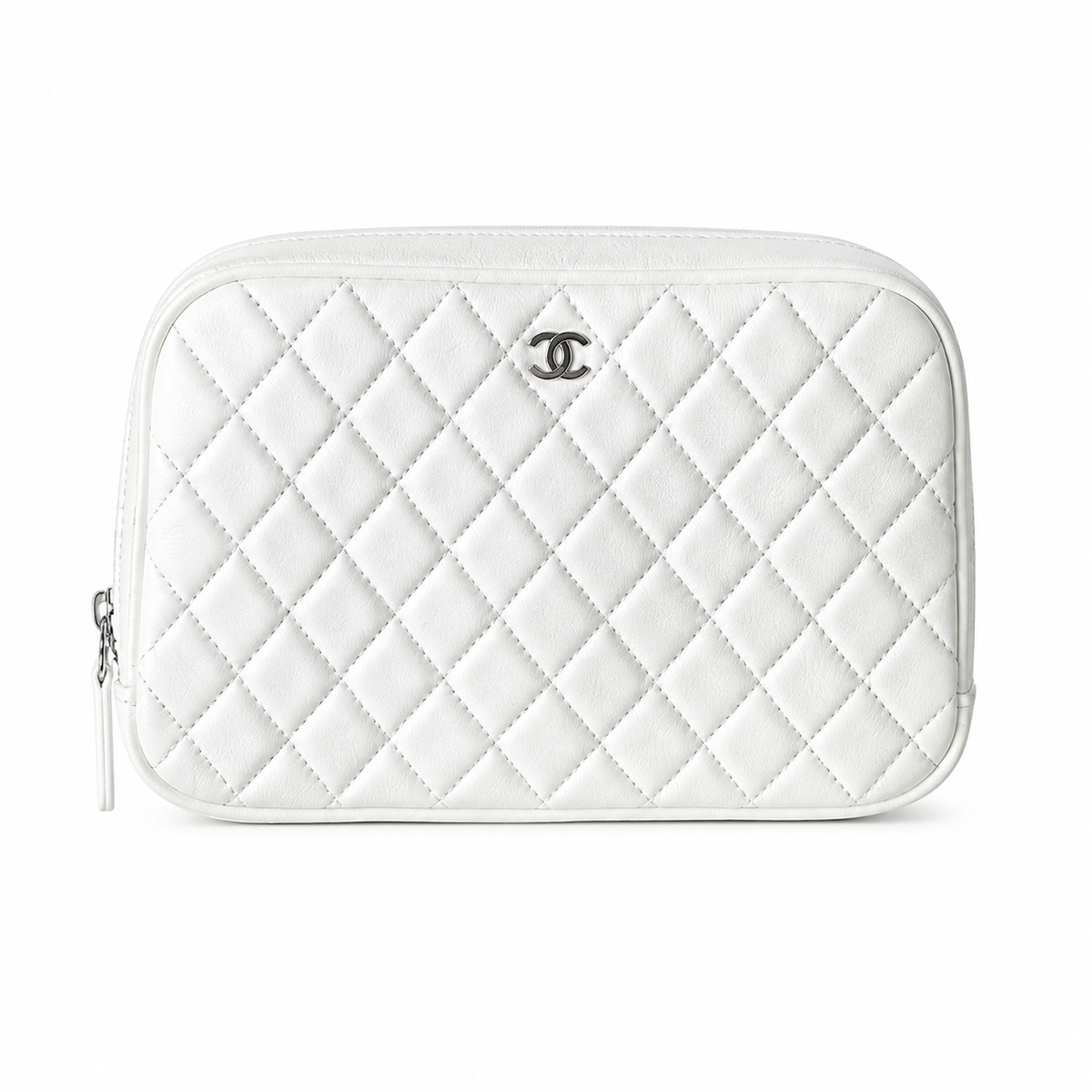 Chanel White Caviar Quilted Zip-Around Vanity Travel Case Silver CC Logo Engraved Zipper Pull Silver Hardware 21cm