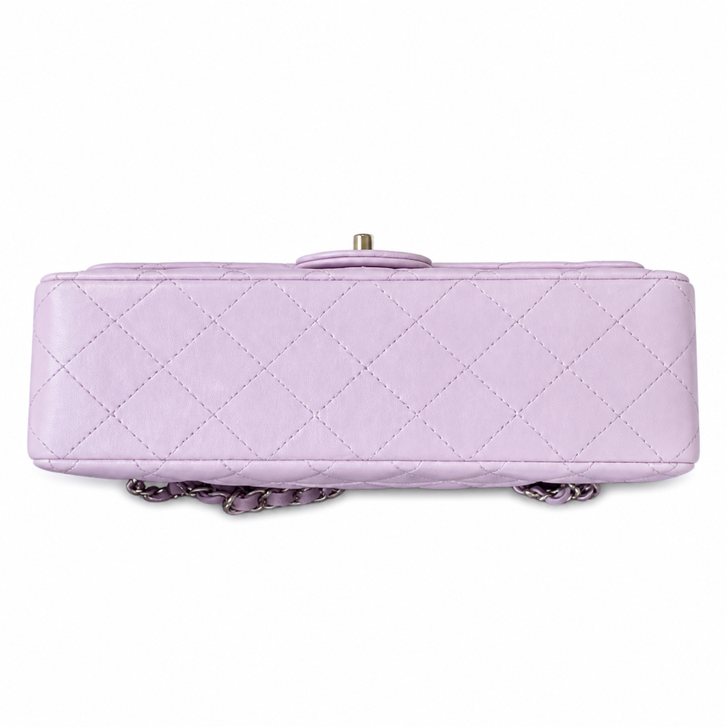 Chanel Classic Double Flap Bag Medium Lavender Quilted Lambskin Silver CC Turn-Lock Chain 25.5cm