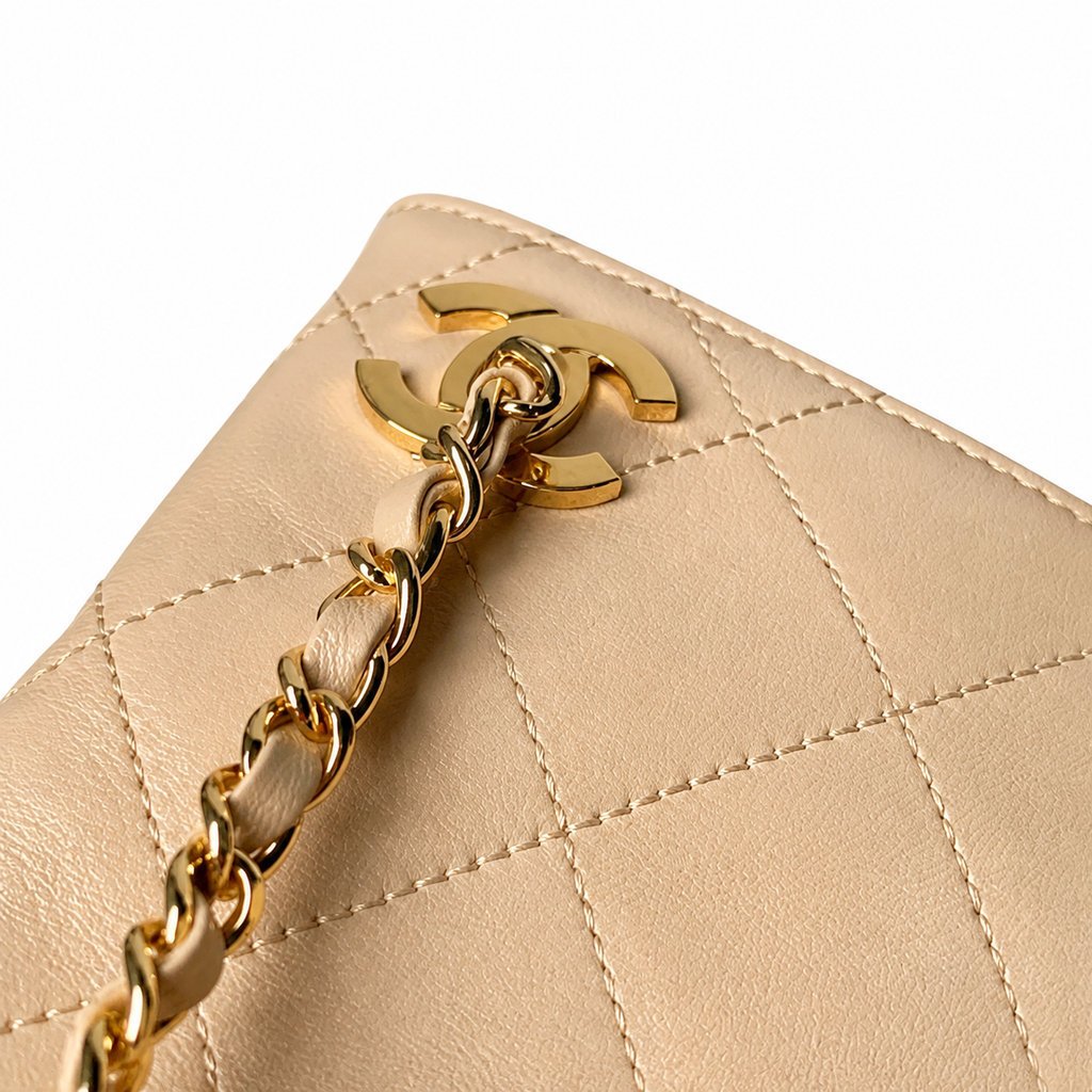 Chanel Vintage Quilted Beige Cream Lambskin Large Shopping Tote Dual CC Chain Ring Gold Hardware Open Top 40cm
