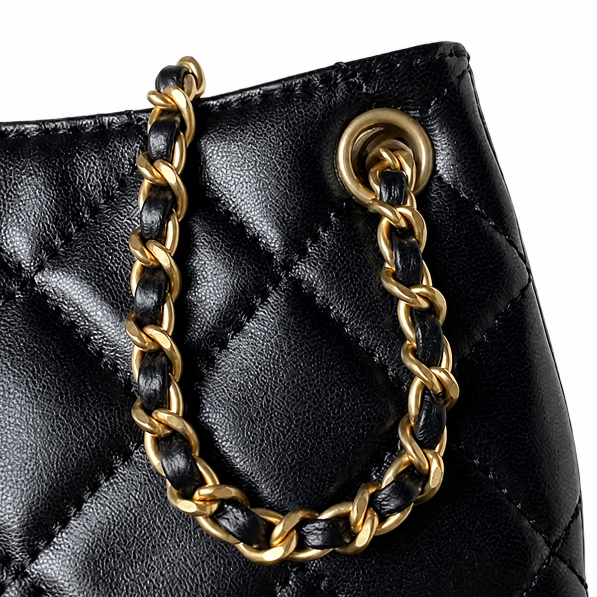 Chanel Classic Flap Bag – Black Quilted Lambskin, Gold Hardware (14×21.5cm)