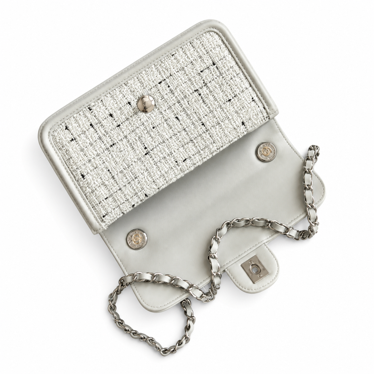 Chanel 22 Bag | Soft Luxury Crossbody 22cm