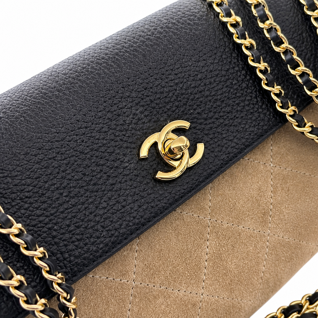 Chanel Structured Crossbody Bag 16×29×9.5cm