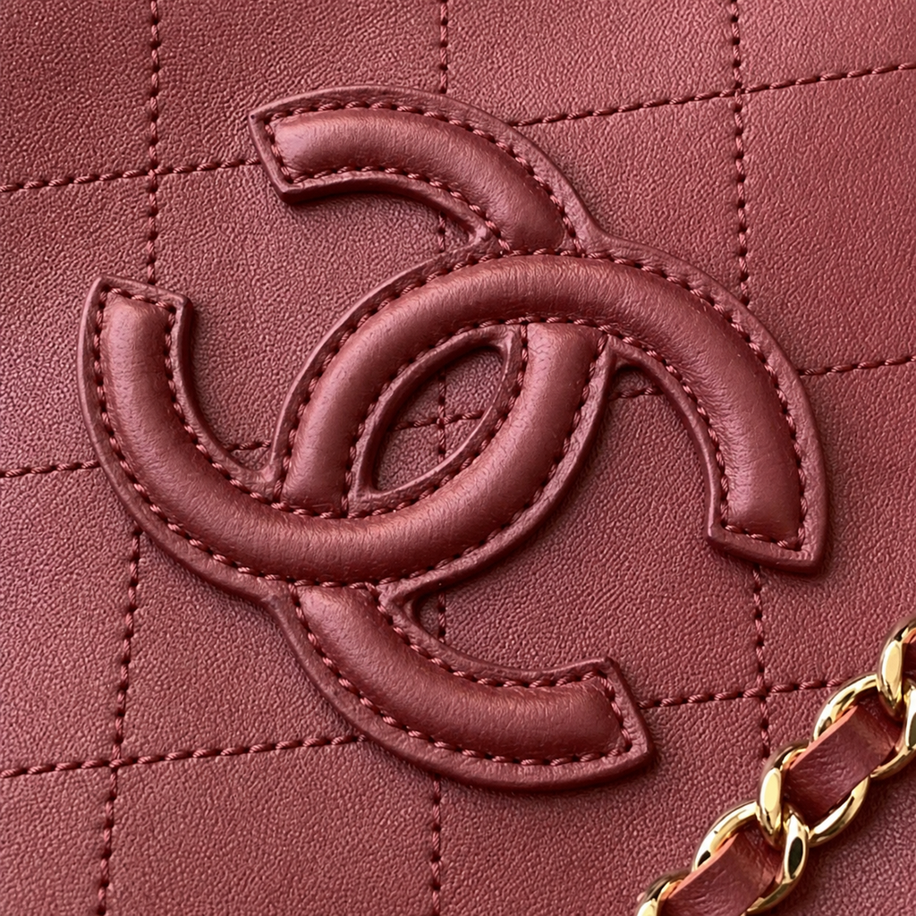 Chanel CC Small Square Crossbody Bag 20.5×21×15cm