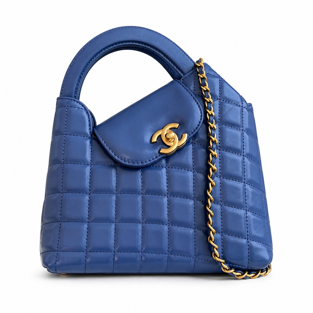 Chanel Classic Flap Crossbody Bag 13×19×7cm | Quilted Leather Gold Chain