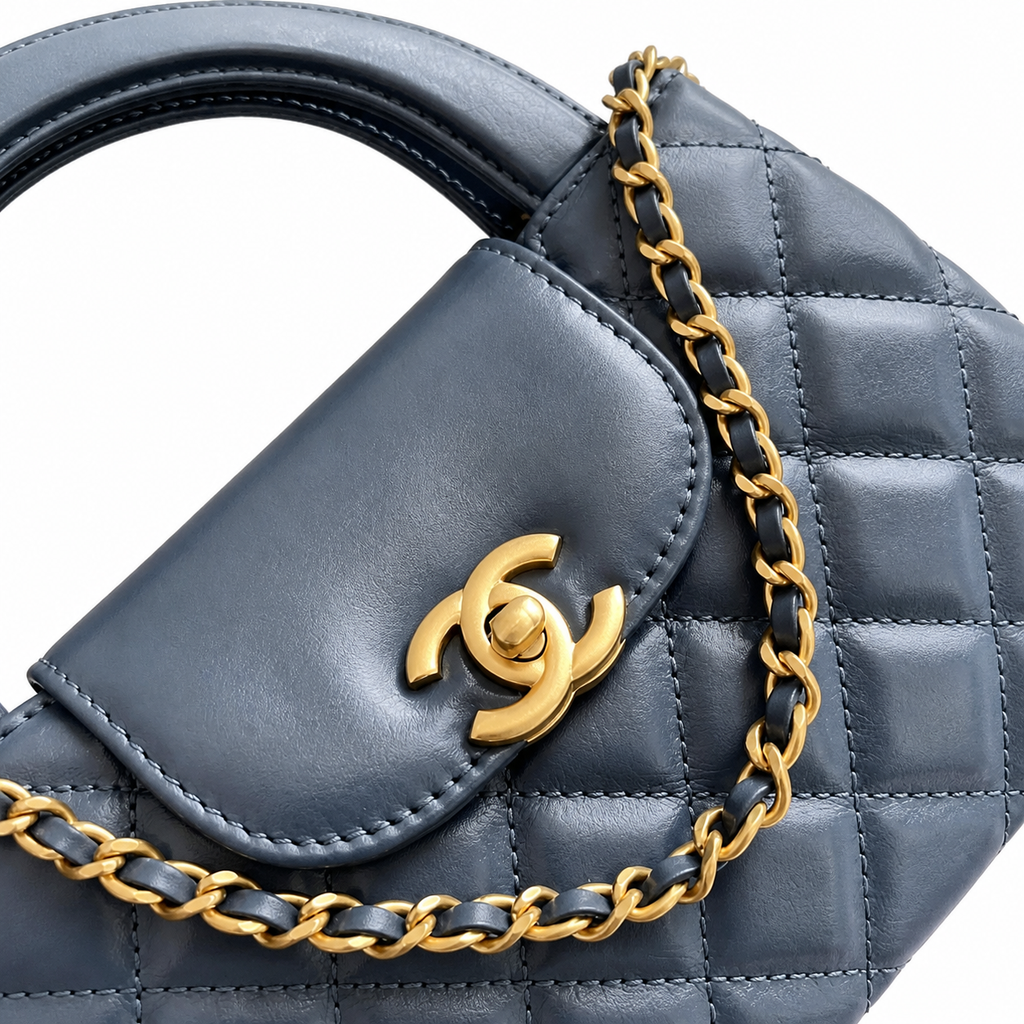 Chanel Mini Crossbody Work Bag 13×19×7cm | Quilted Leather Commuter Shoulder Bag