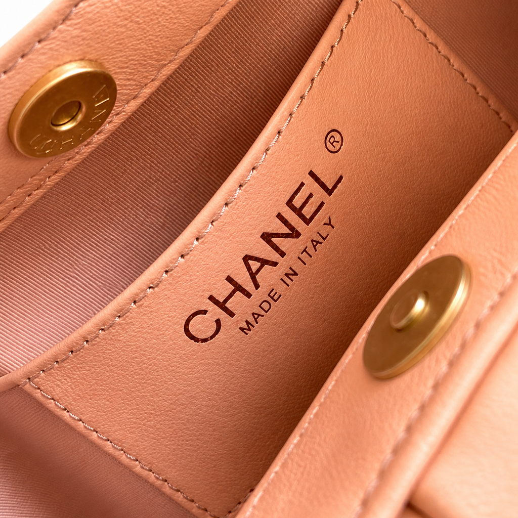 Chanel Casual Chic Handbag | 18×24×12cm