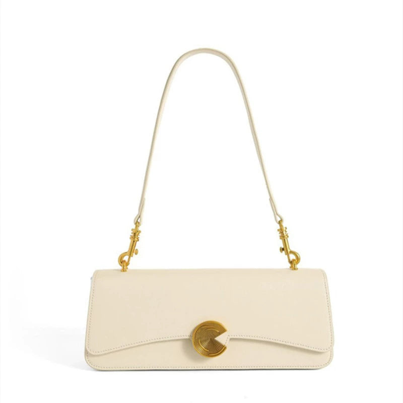 Chanel Classic Shoulder Bag | Elevated Everyday Luxury | 30.5×4×12.5cm