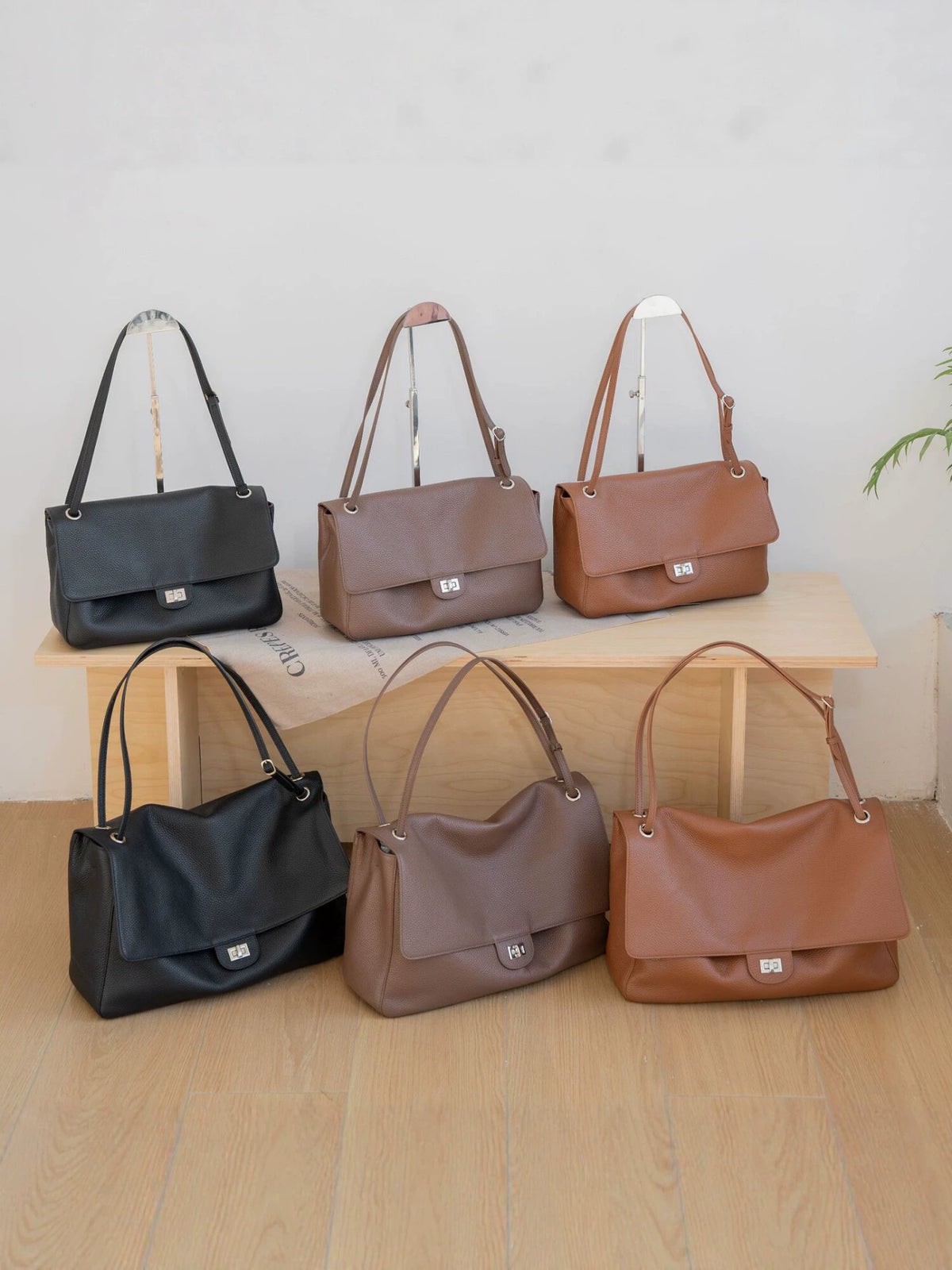 Chanel Classic Shoulder Bag | Graceful Strength | 30.5×4×12.5cm