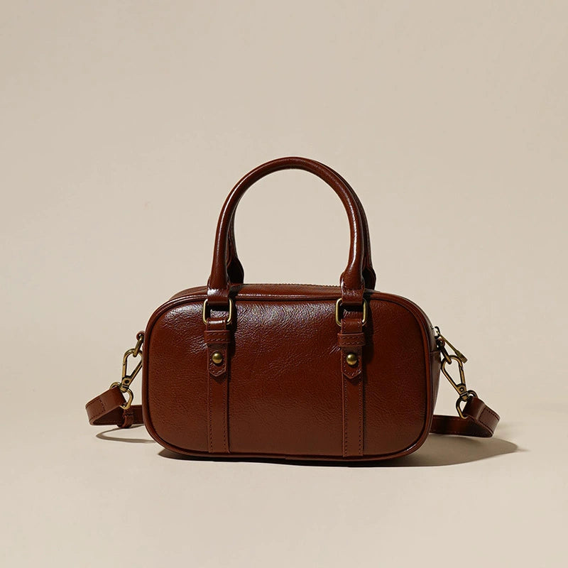 Chanel Classic Crossbody Bag | Parisian Elegance | 30.5×4×12.5cm