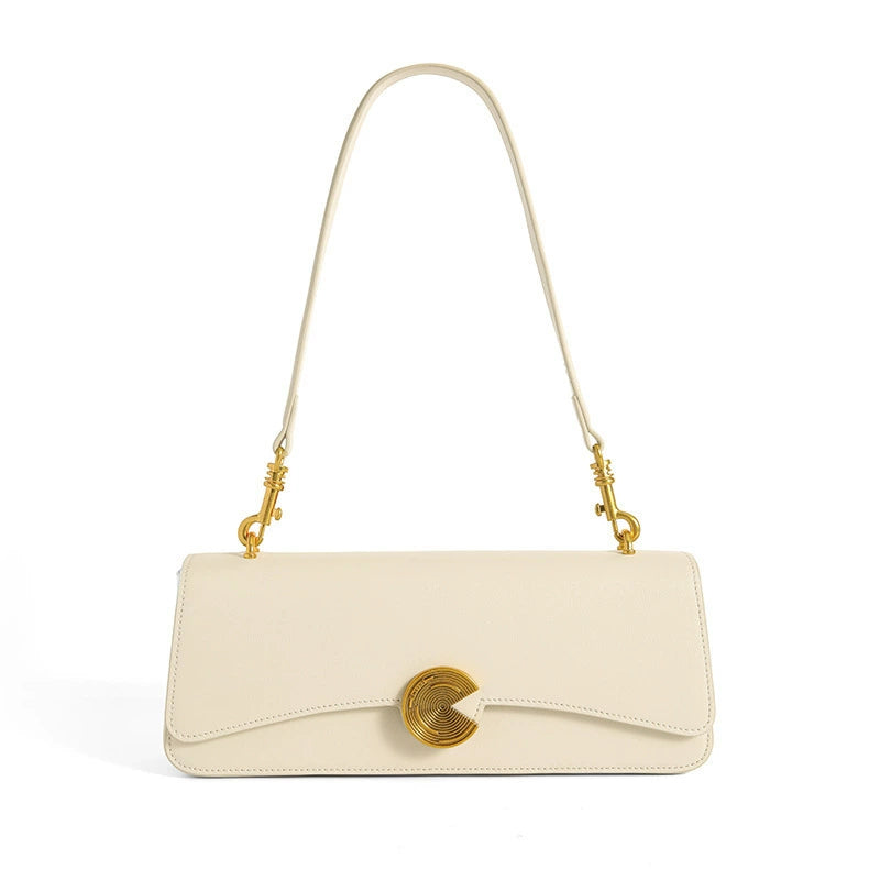 Chanel Classic Shoulder Bag | Elevated Everyday Luxury | 30.5×4×12.5cm