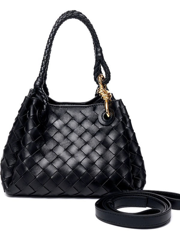 Chanel Classic Flap Crossbody Bag | Elegant & Lightweight | 30.5×4×12.5cm