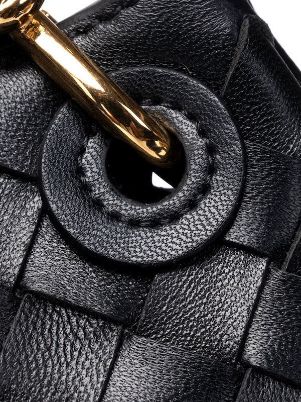 Chanel Classic Flap Crossbody Bag | Elegant & Lightweight | 30.5×4×12.5cm