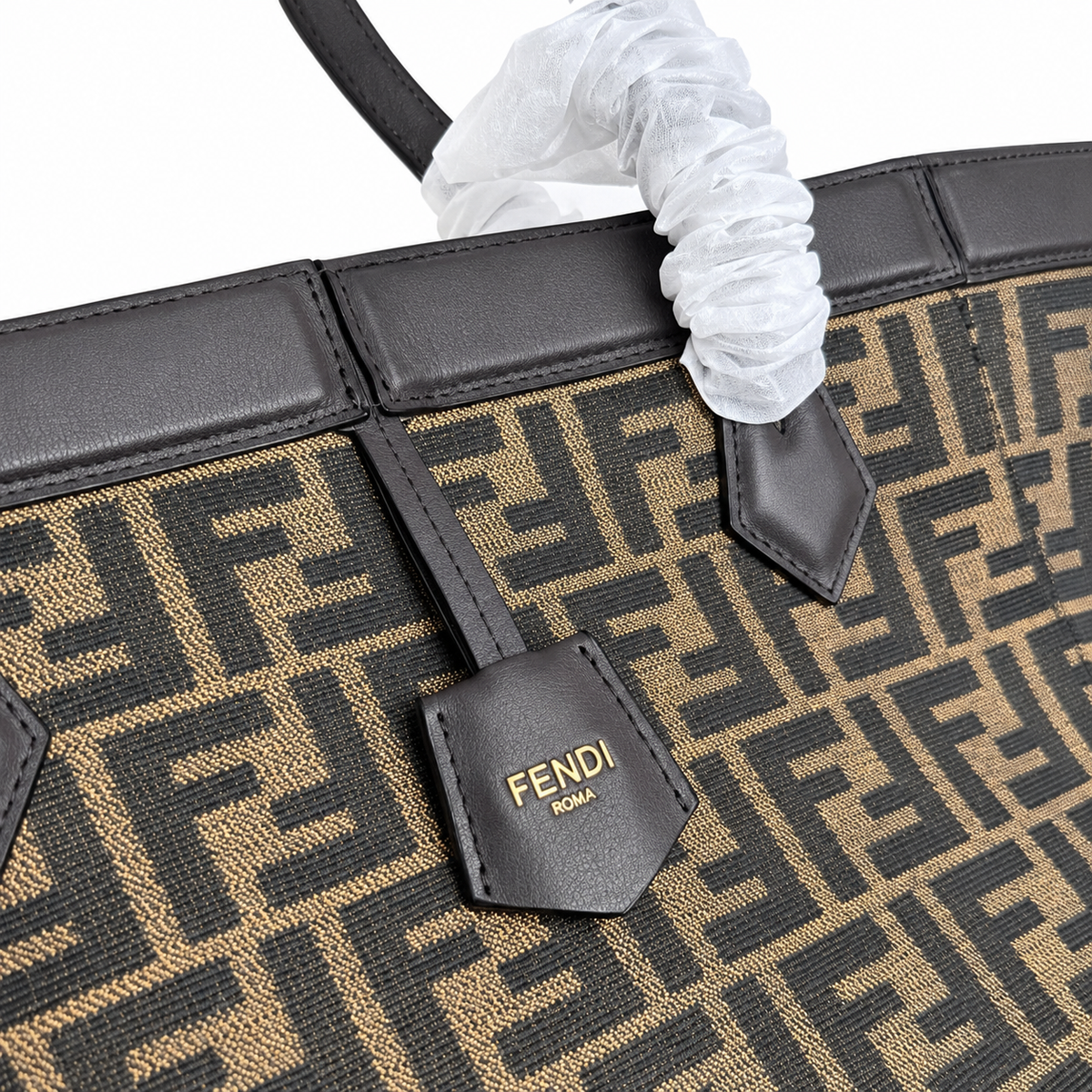 Fendi FF Large Tote Bag – Jacquard Canvas & Leather Handles, 32.5cm